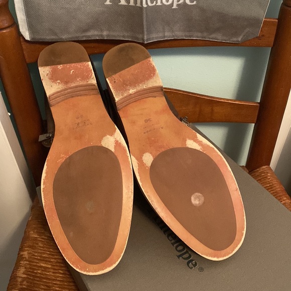 EUC Antelope booties size 39/8-8 1/2 - Picture 3 of 6